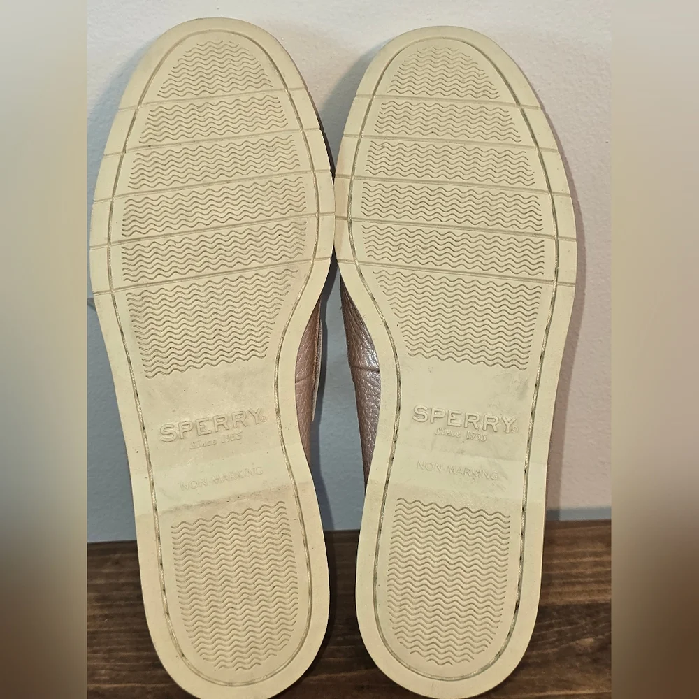 Sperry 2-Eye Metallic Pink Boat Shoes Women's Size 7M - Picture 8 of 8
